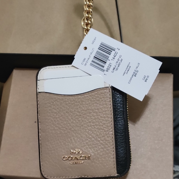 Coach Zip Card Case In Colorblock - Picture 5 of 10